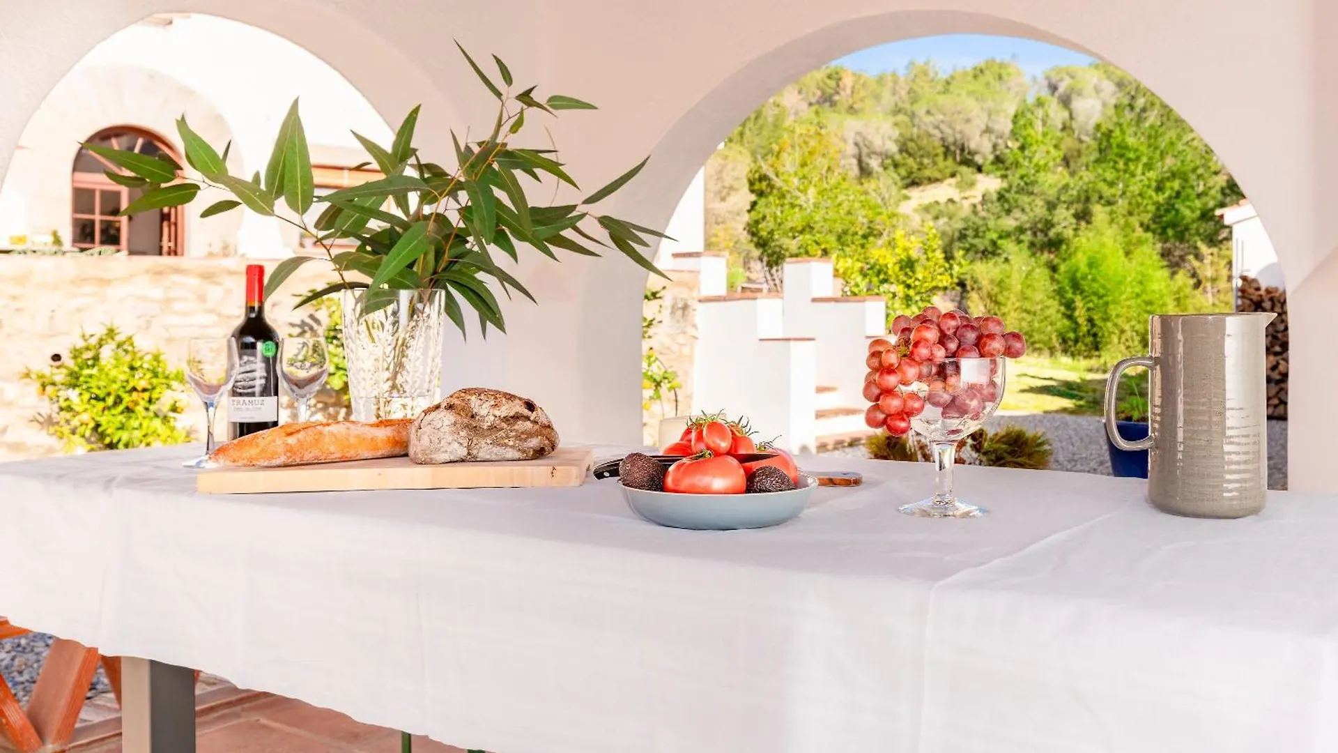 Gallinero - Familienfreundliches Appartment In Katalanischer Masia Sant Iscle De Vallalta